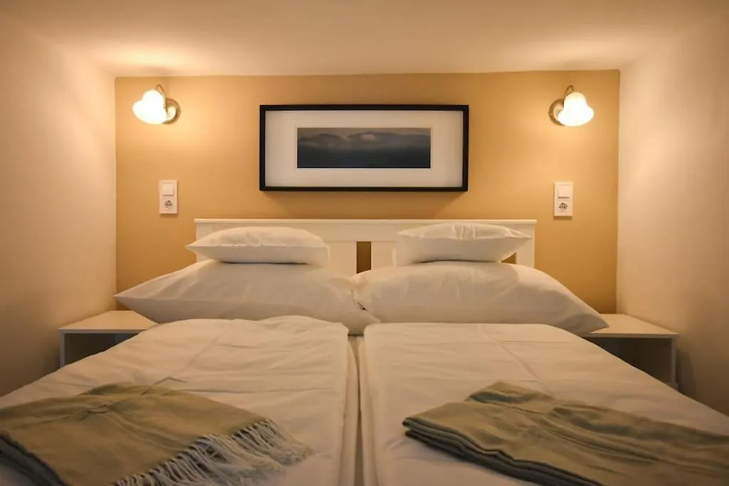 Downtown Doublet Studios Budapest Apartment